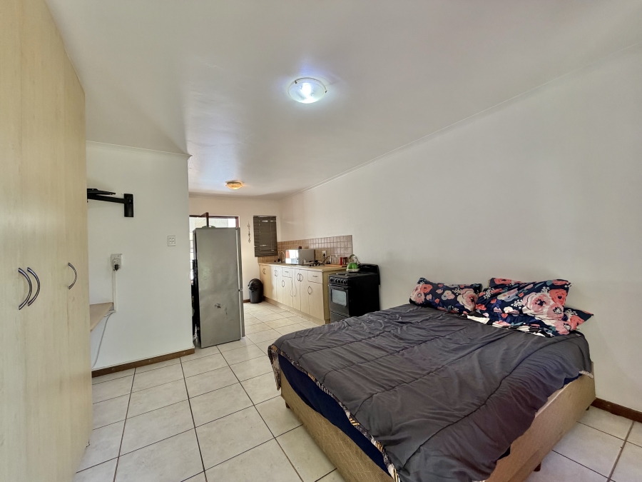 1 Bedroom Property for Sale in Ferreira Town Eastern Cape